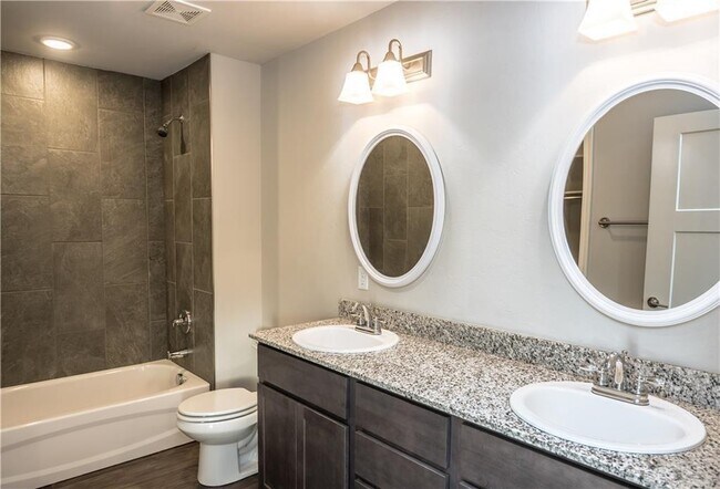 Building Photo - 8800 SW 45th Terrace