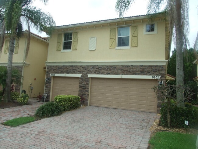 Building Photo - 9602 SW Purple Martin Way