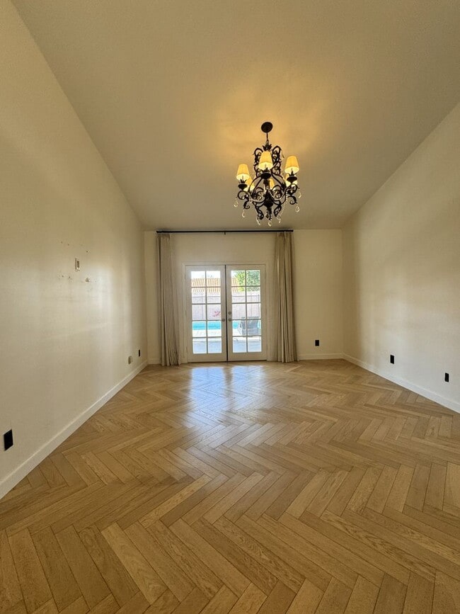 Building Photo - BEAUTIFUL 3 BEDROOM 3 BATH CORNER LOT WITH POOL AND LARGE BACKYARD NORTH SCOTTSDALE