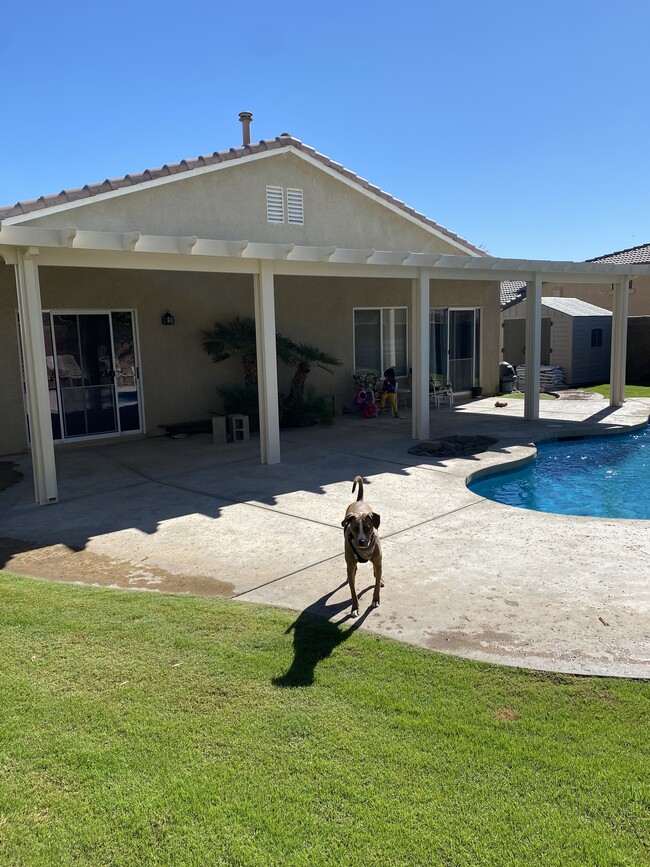 Building Photo - 40569 Morris St