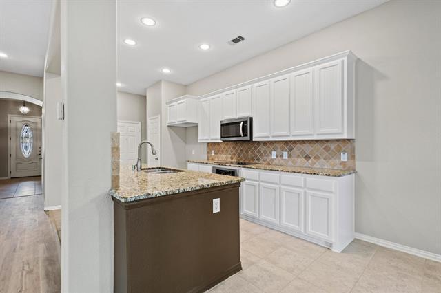 Building Photo - 2206 Patriot Dr