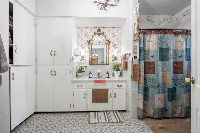 Building Photo - 981 Latta Rd