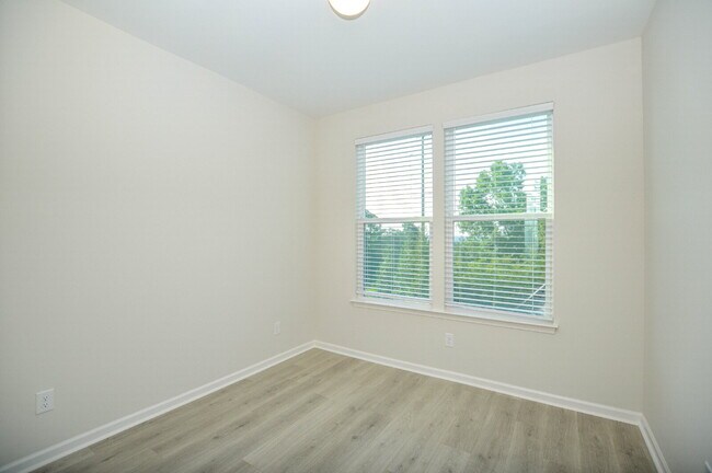 Building Photo - Brand-New 5 Bedroom Lake Shore Home in Tega Cay with Flexible Lease Options