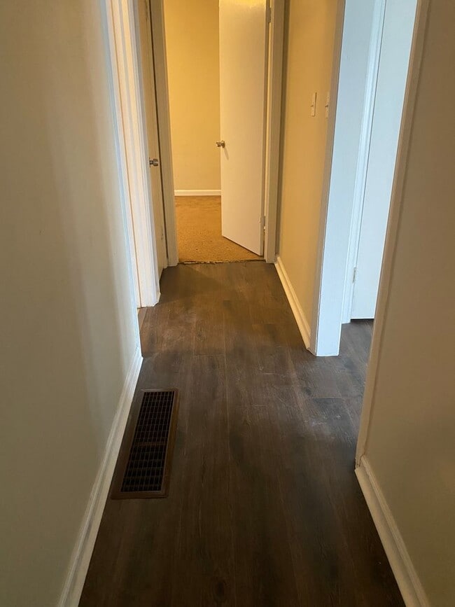 Building Photo - 1714 N Pearl St