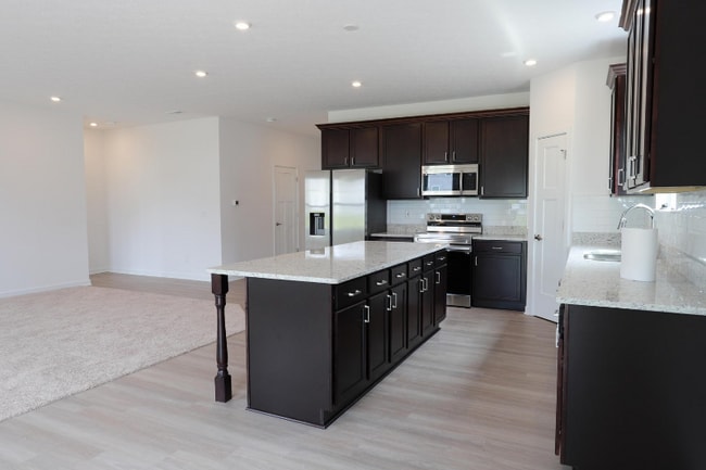 Building Photo - 464 Rochdale Run