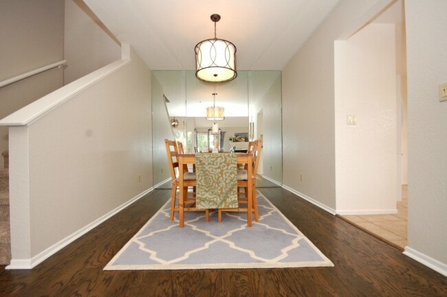 Building Photo - Gorgeous 3 Bedroom Home in Encinitas!