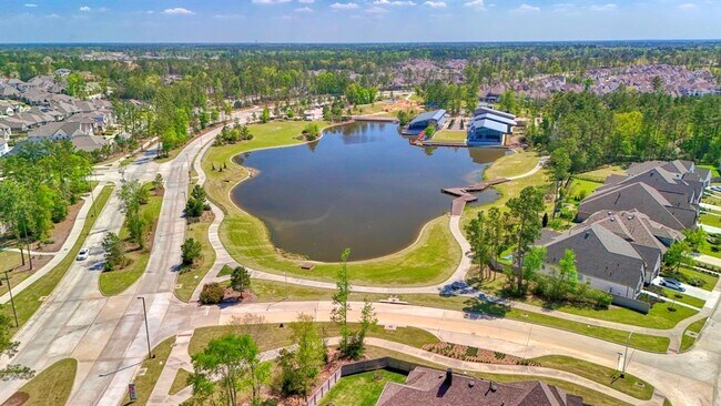 Building Photo - 17469 Chestnut Cove Dr