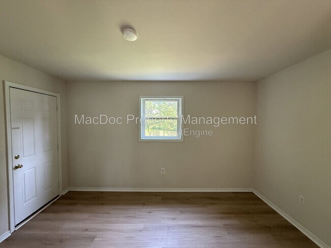 Building Photo - 209 Hamilton St