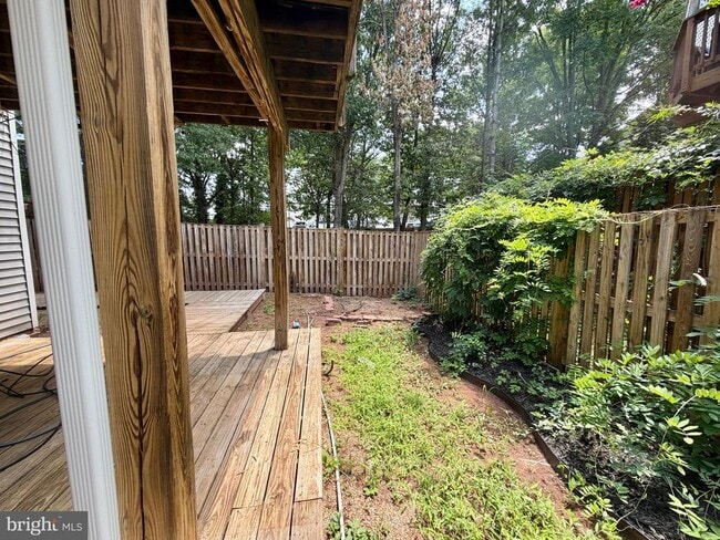 Building Photo - 47403 Darkhollow Falls Terrace