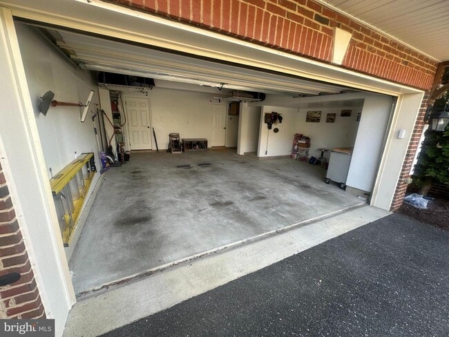 Building Photo - 4512 Grazing Way