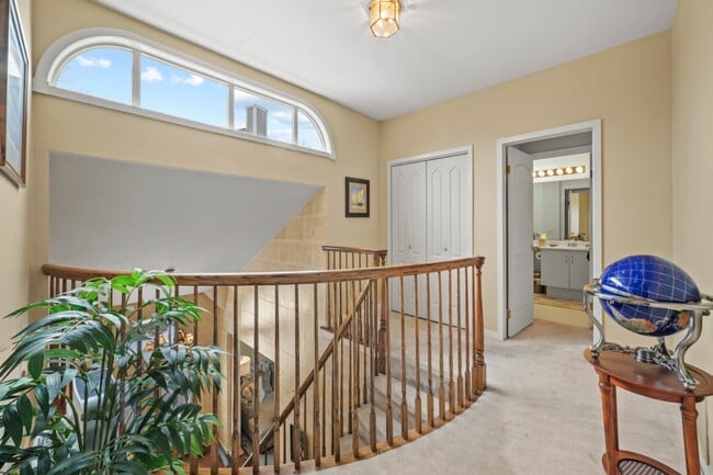 Building Photo - 601 Timberbrooke Dr