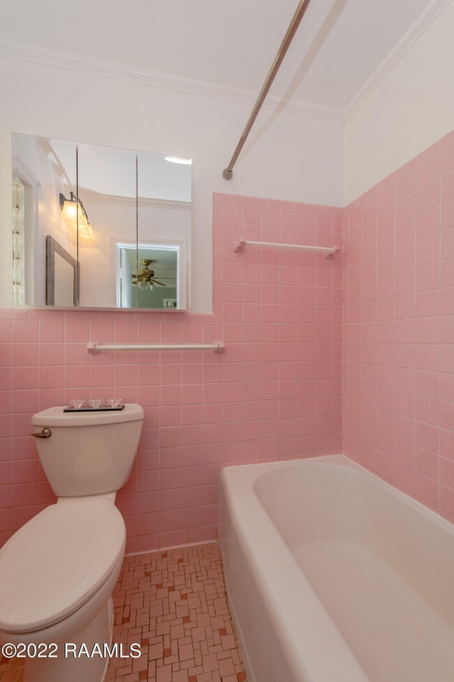 Building Photo - 232 Roselawn Blvd