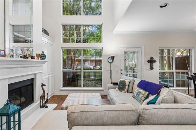 Building Photo - 4147 Towne Green Cir