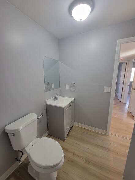 Building Photo - 1808 N James H McGee Blvd