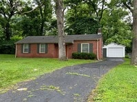 Building Photo - 591 W Lockwood Ave