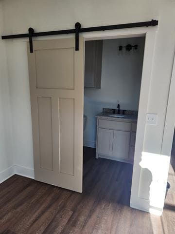 Building Photo - 309 W Lampasas St