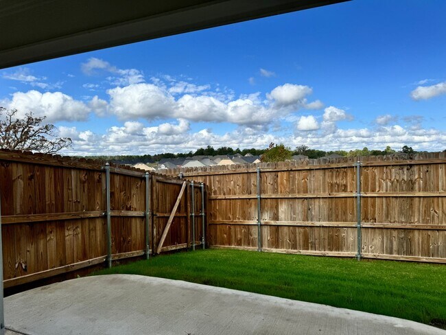 Building Photo - 14568 CR 2191