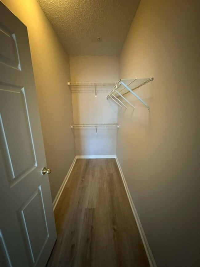Building Photo - Condo for rent in Windsor Mill!