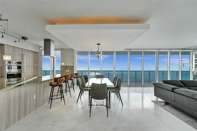 Building Photo - 1830 S Ocean Dr