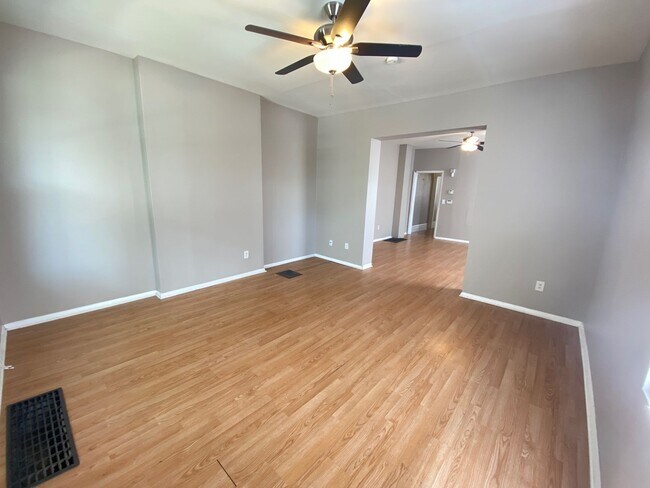 Building Photo - 1444 Hunter Ave