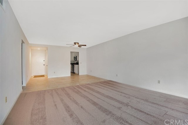 Building Photo - 31618 W Nine Dr