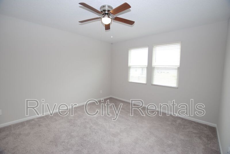 Building Photo - 14655 Macadamia Ln