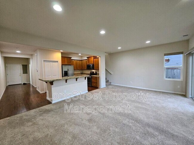 Building Photo - 6355 SE Imagine Way