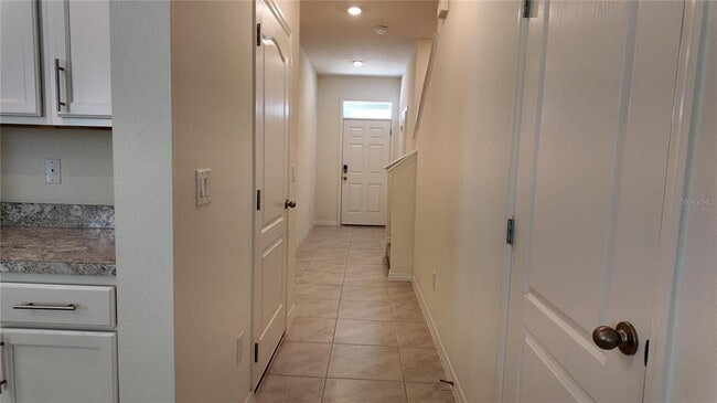 Building Photo - 1241 Yellow Finch Dr