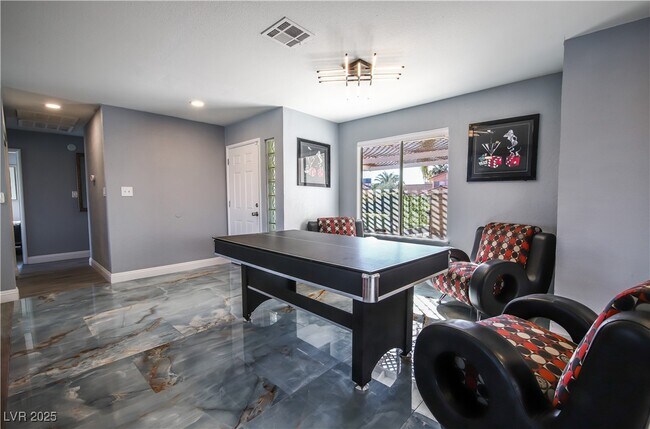 Building Photo - 5086 Cartaro Dr