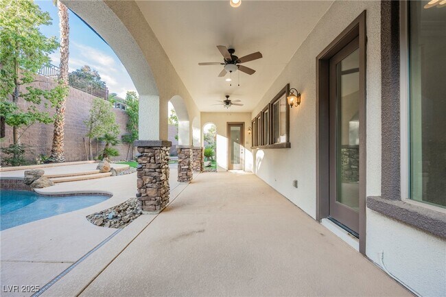 Building Photo - 2768 Liberation Dr