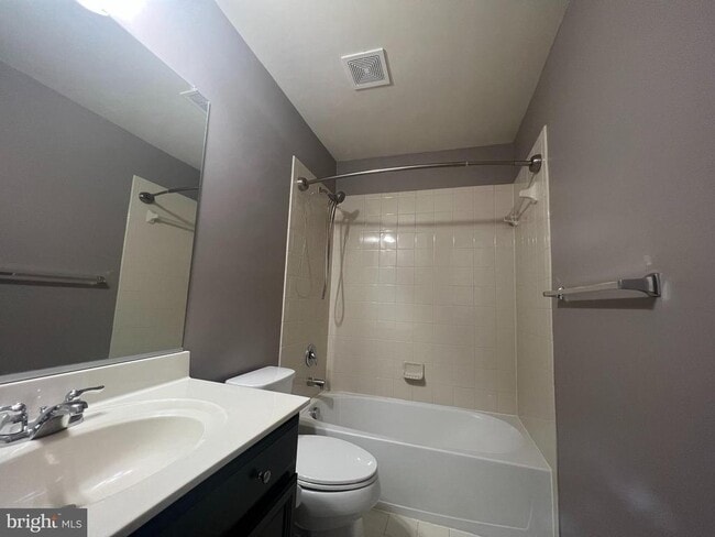 Building Photo - 1155 Carinoso Cir