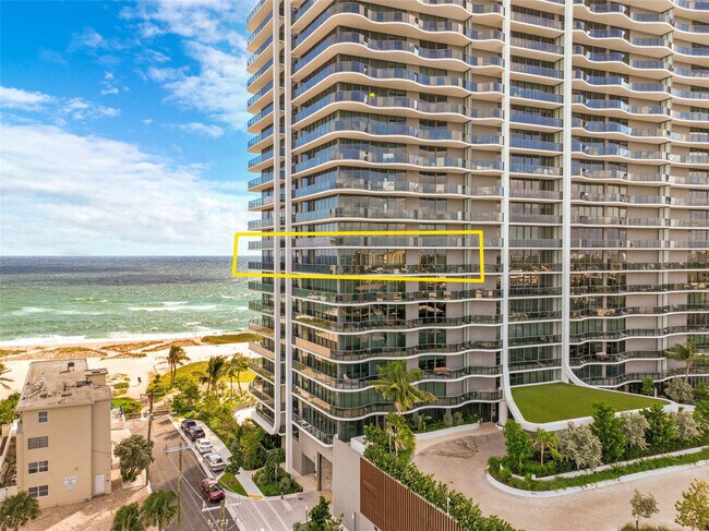 Building Photo - 900 N Ocean Blvd