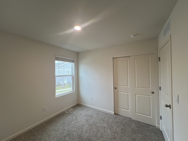 Building Photo - 1140 58th Rd