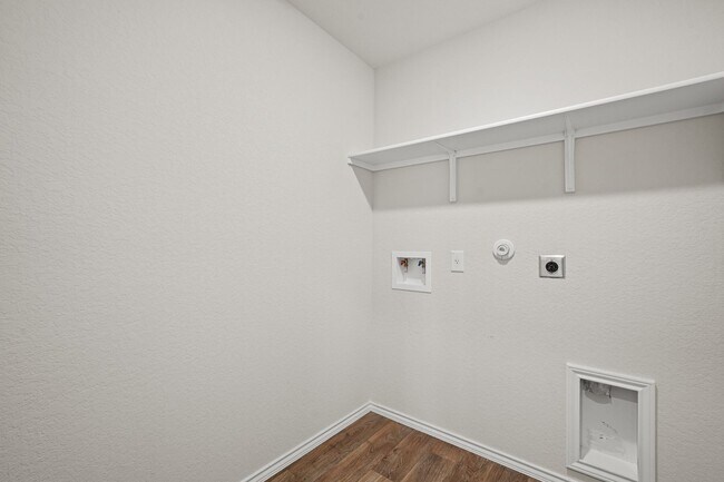 Building Photo - 5339 Trinity Run
