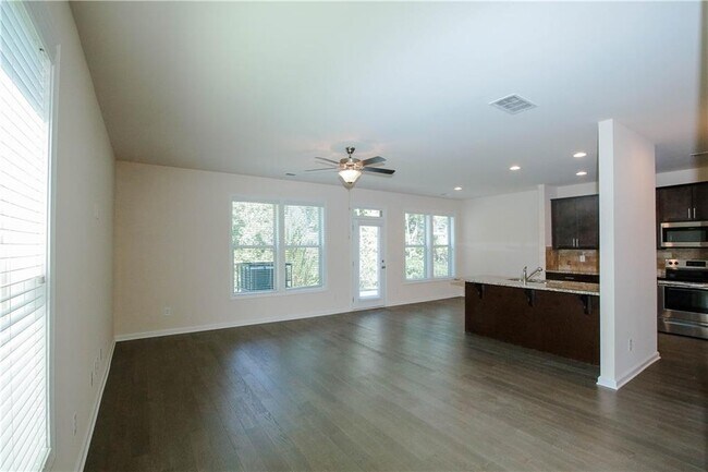 Building Photo - 4295 Almanor Cir