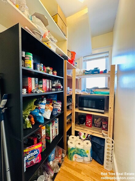 Building Photo - 28A Cherry St