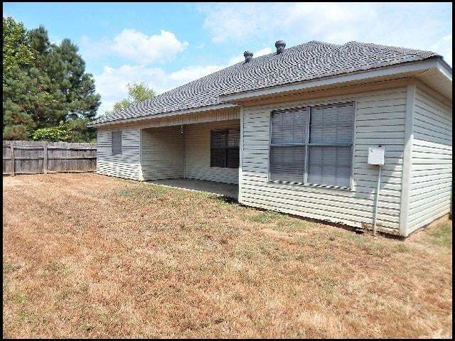 Building Photo - 451 Wisteria Dr