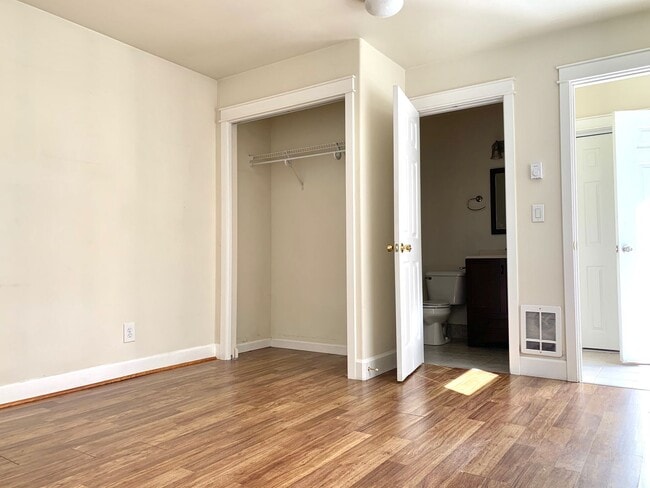 Building Photo - Great Home For Rent