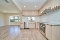 Building Photo - 2938 Mary St