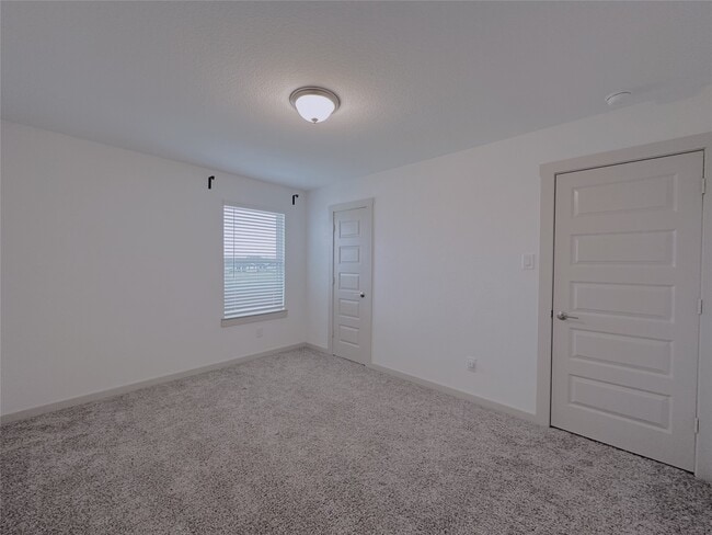 Building Photo - 29402 Ella Larchmont Ct