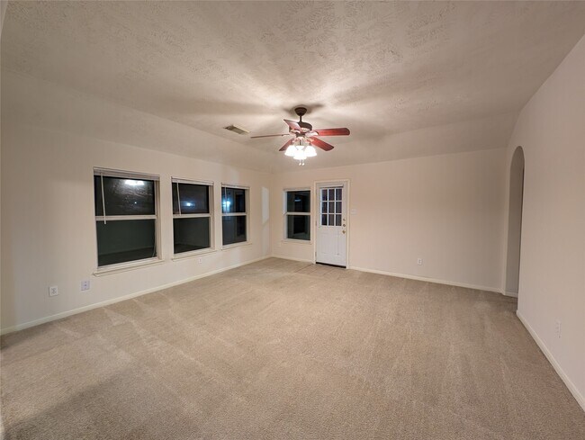 Building Photo - 19031 Telford Way