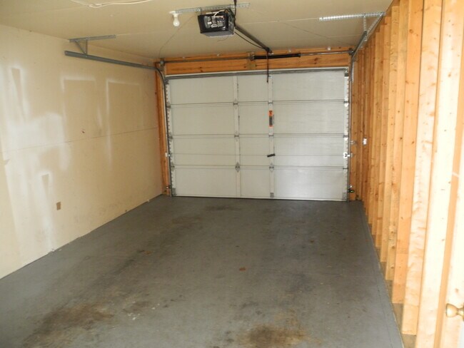 Building Photo - Condominium in Academy Commons