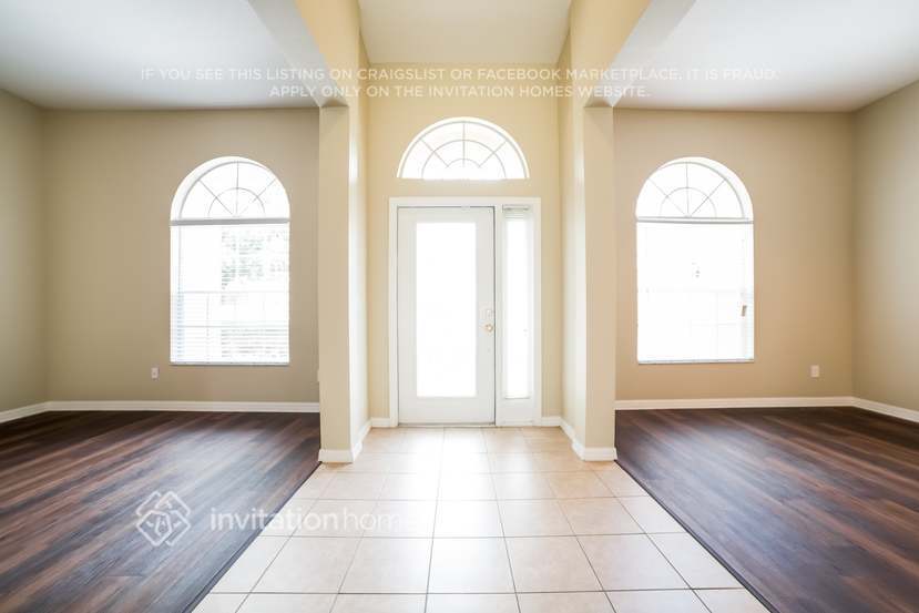 Building Photo - 1342 Jecenia Blossom Dr
