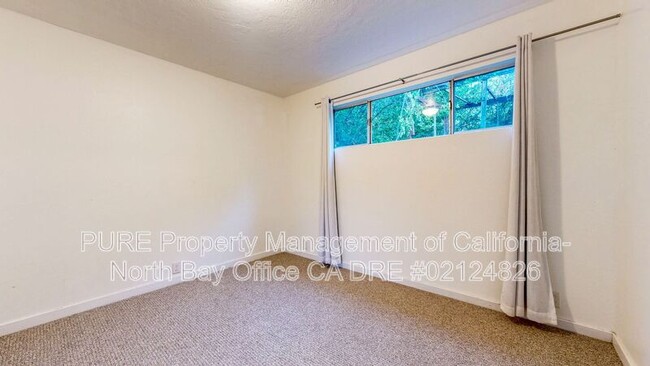 Building Photo - 3221 Acreage Ln