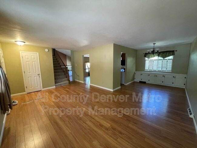 Building Photo - 6534 Zinnia St