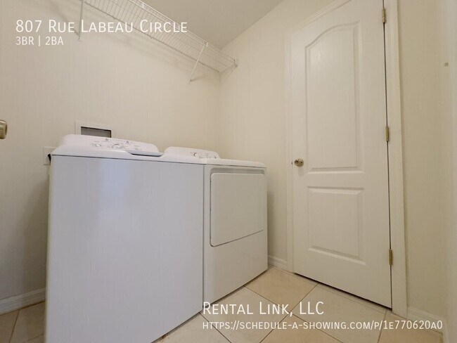 Building Photo - 807 Rue Labeau Cir