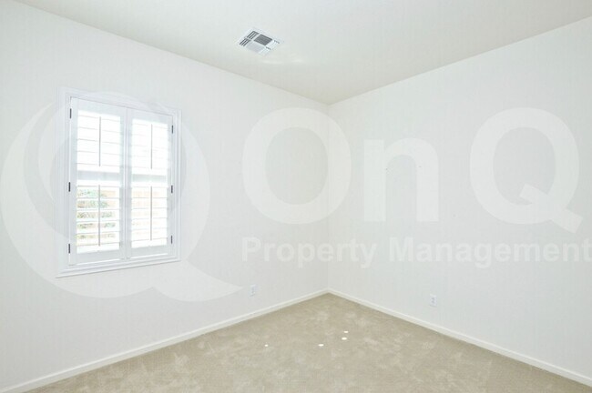 Building Photo - 20565 W Nelson Pl