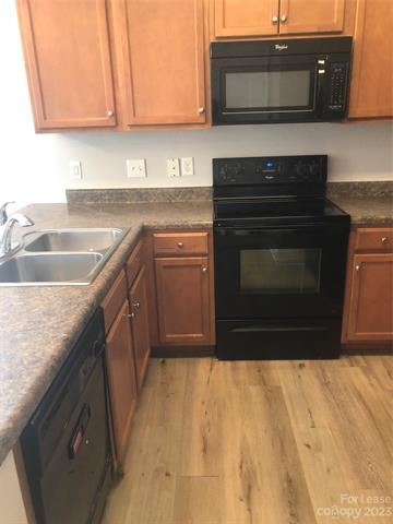 Building Photo - 105 Singleton Rd