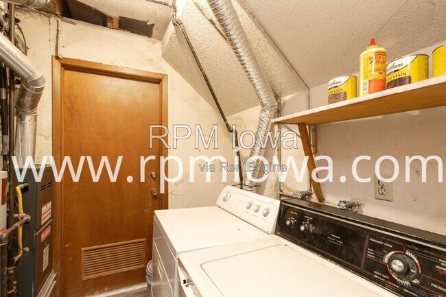 Building Photo - 3424 SW 42nd St