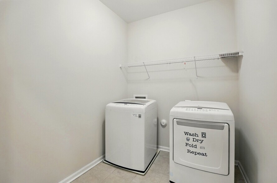 Building Photo - Room in House on Creek Bend Edge Ct